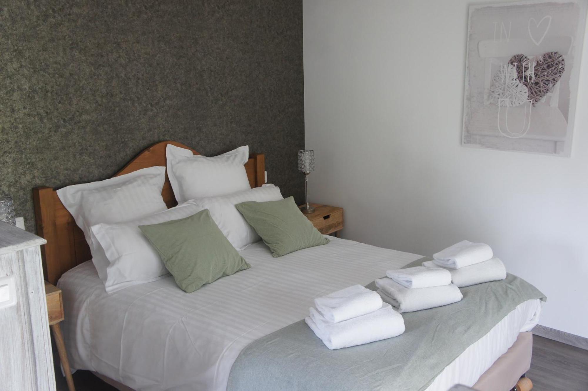 Logis Hotel Auberge De Cartassac Cressensac-Sarrazac Экстерьер фото